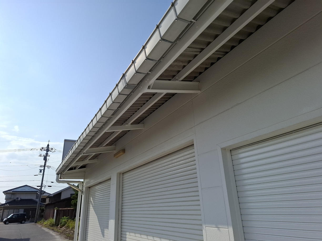 鉄骨部分の塗装