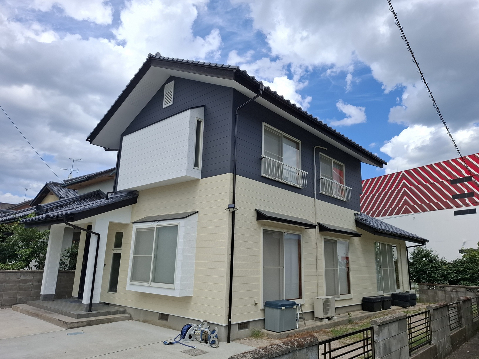 米子市内の一軒家の外壁塗装事例を紹介｜西伯郡南部町の外壁塗装なら有限会社光洋工業